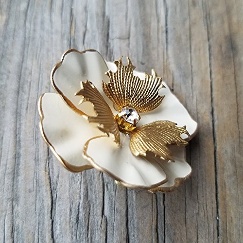 Ivory and Gold Tone Small Flower Pin