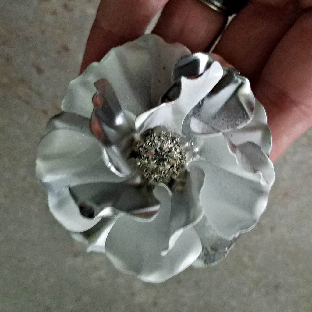 White and Silver Puff Flower Ornament
